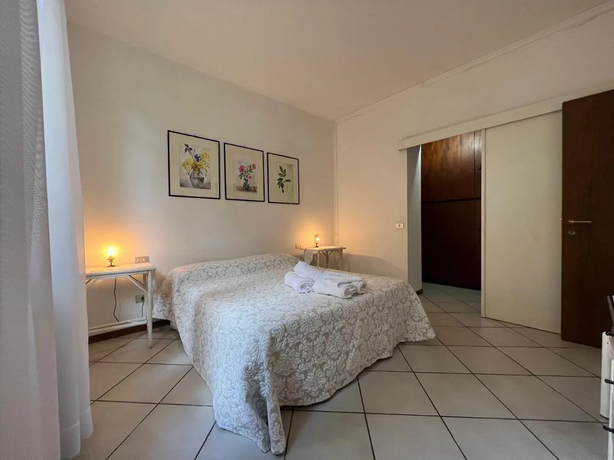 Appartamento Casa viale amico Loano Italia