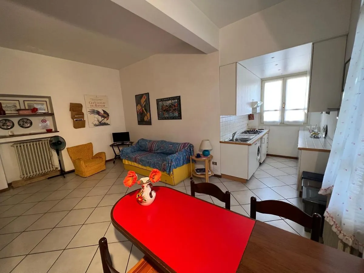 Appartamento Casa viale amico Loano Italia
